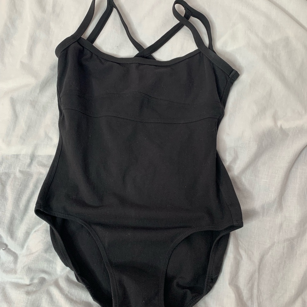 Danskin bodysuit back straps shelf bra M (8-10)